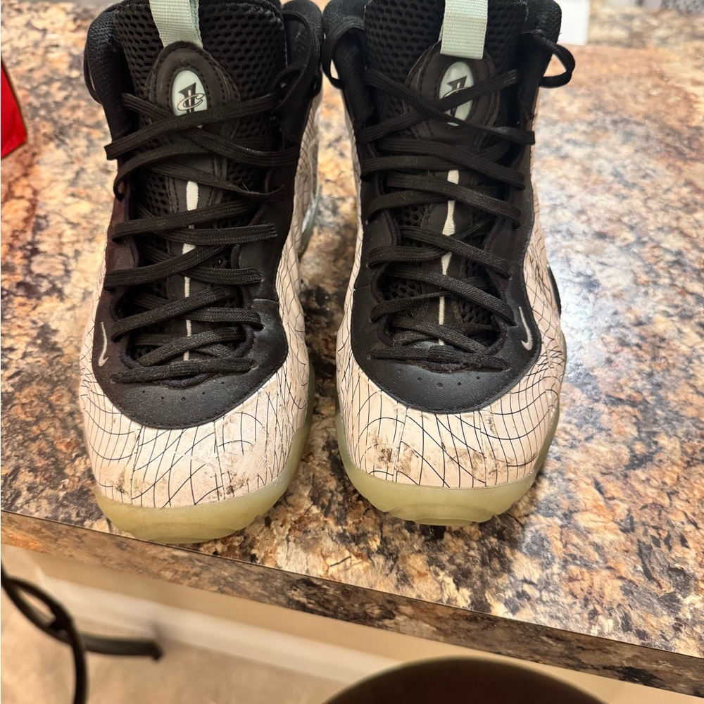 Nike Little Posite One GS Warped Grid Size 6Y